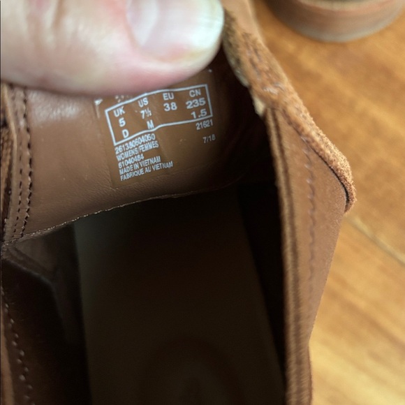 Clarks ankle boots - Picture 5 of 8